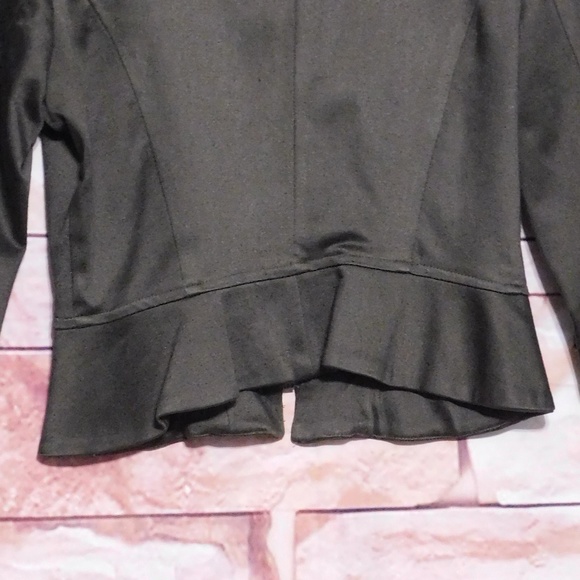 GANTOS FITTED JACKET WITH A RUFFLED WAIST - Picture 5 of 8